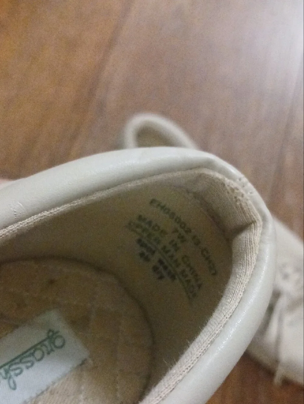 Grasshoppers Women's Cream Lace-Up Sneakers